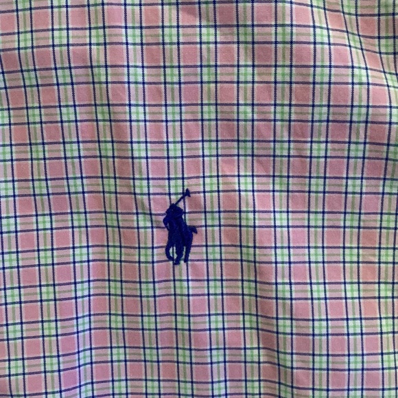 Button down - Picture 2 of 4